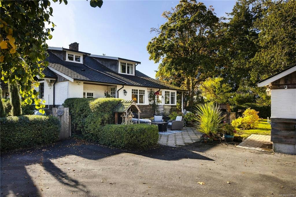10814 Beach Road, North Saanich, BC, V8L 5H6 - 14