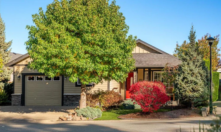 4025 Magnolia Drive