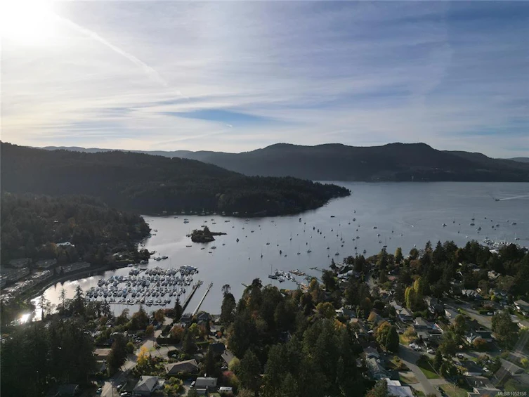 7036 Con Ada Road, Central Saanich, BC, V8M 1E7 - 76