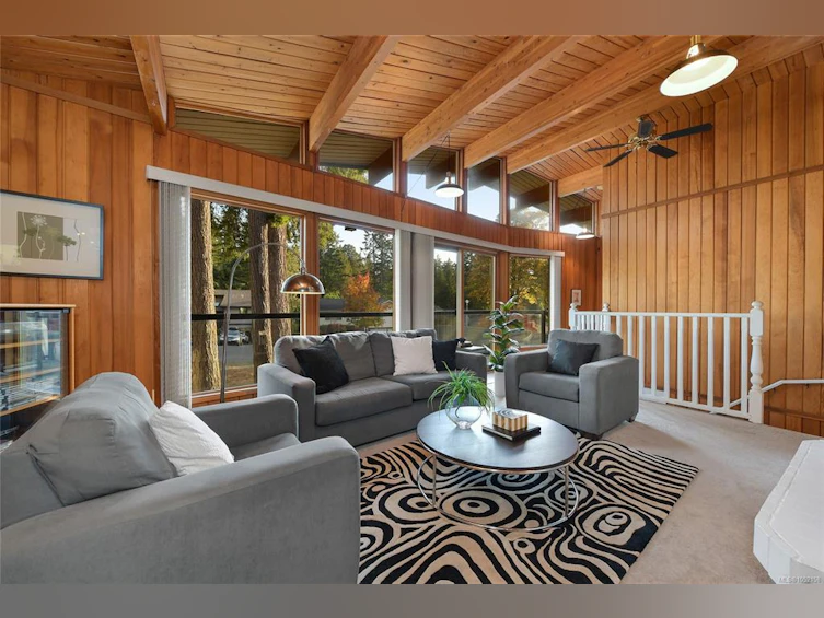 7036 Con Ada Road, Central Saanich, BC, V8M 1E7 - 3
