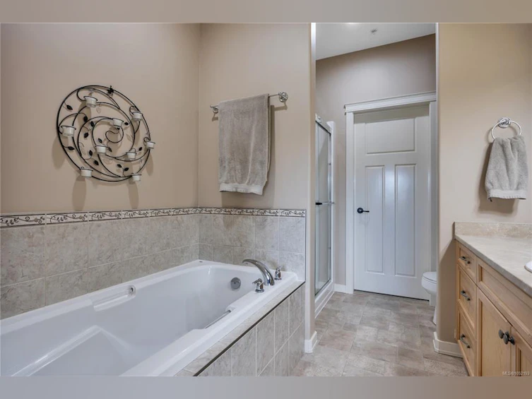 101-6245 Pleasant Ridge Place, Nanaimo, BC, V9T 0B3 - 42