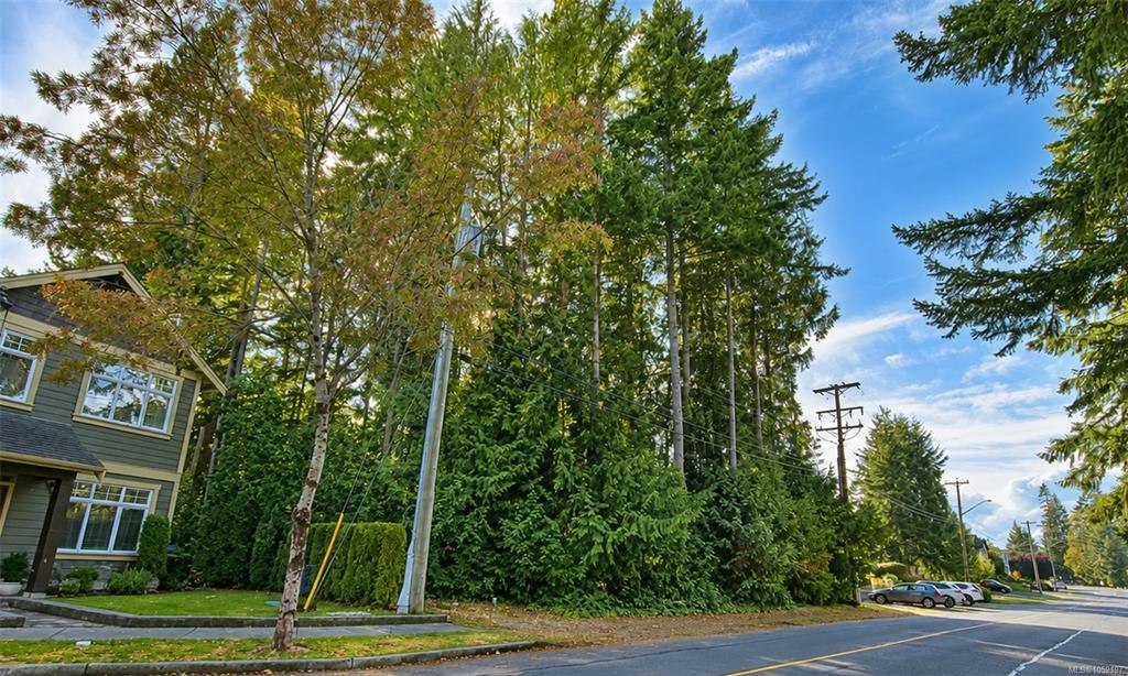 156 Harlech Road, Qualicum Beach, BC, V9K 1G9