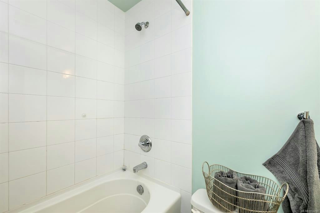 201-848 Mason Street, Victoria, BC, V8T 0A4 - 14