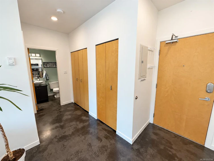 201-848 Mason Street, Victoria, BC, V8T 0A4 - 18