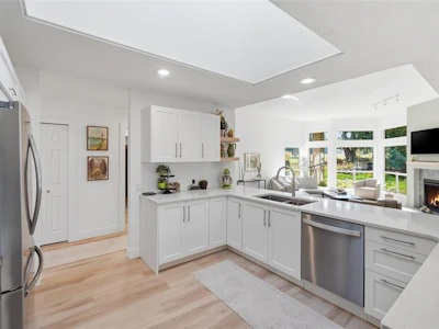 1176 Lee Road - 5