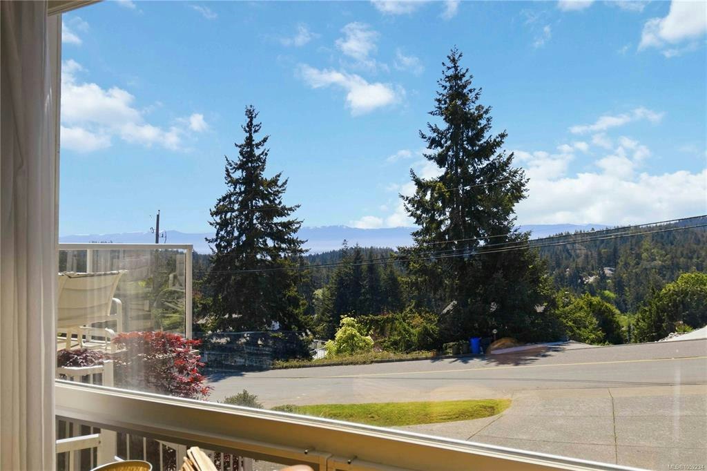 3533 Sunheights Drive, Langford, BC, V9C 4J8