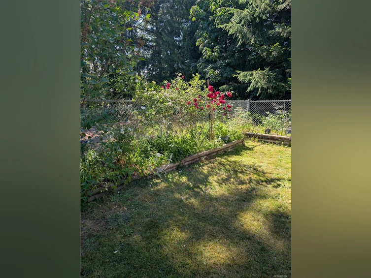 300 Lake Park Road, Lake Cowichan, BC, V0R 2G0 - 51