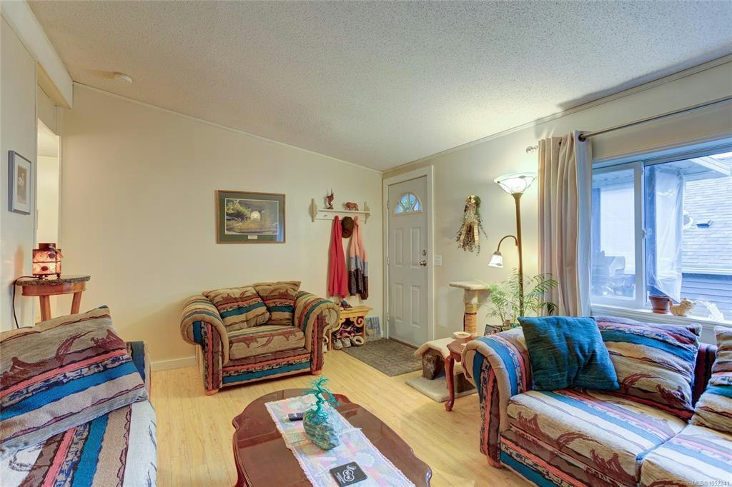 300 Lake Park Road, Lake Cowichan, BC, V0R 2G0 - 10