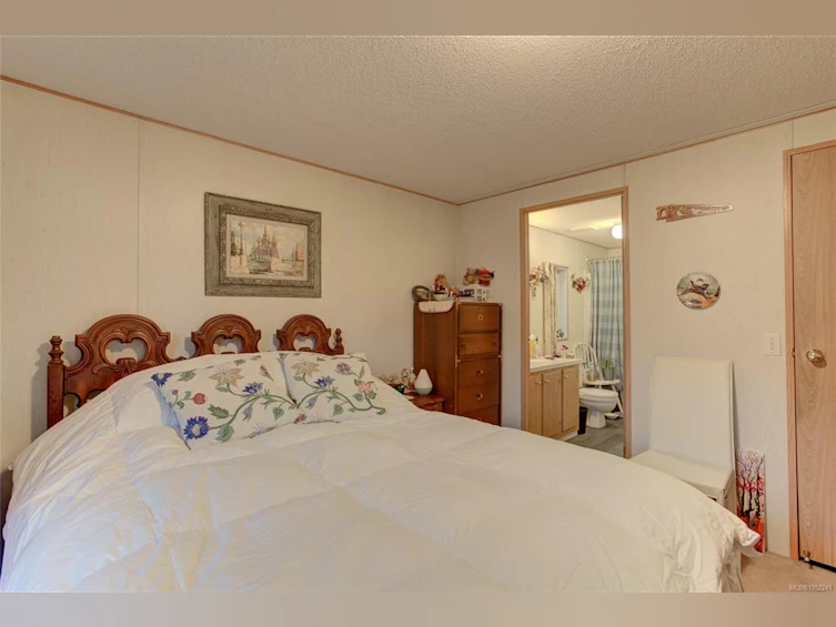 300 Lake Park Road, Lake Cowichan, BC, V0R 2G0 - 22