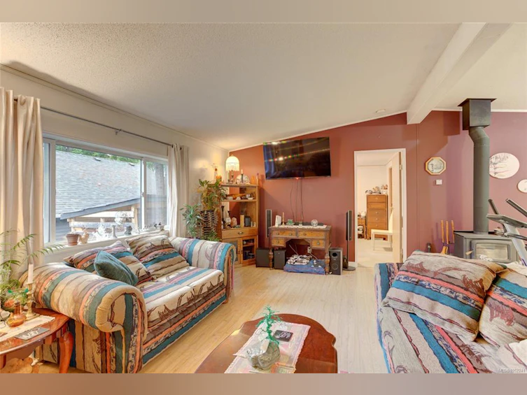 300 Lake Park Road, Lake Cowichan, BC, V0R 2G0 - 11