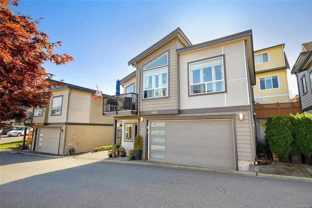 1005 Boeing Close, Langford, BC, V9B 0R2