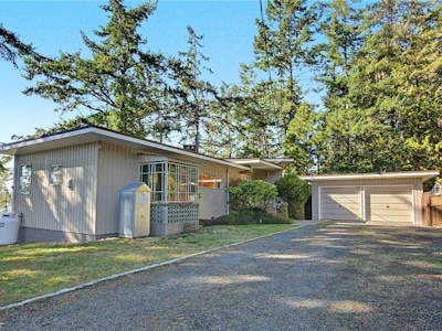 1459 Whitecap Road - 2