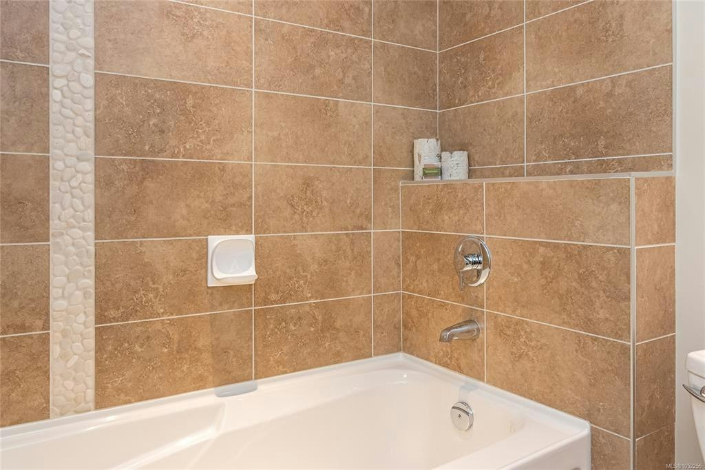 302-1395 Bear Mountain Pkwy, Langford, BC, V9B 0E1 - 24