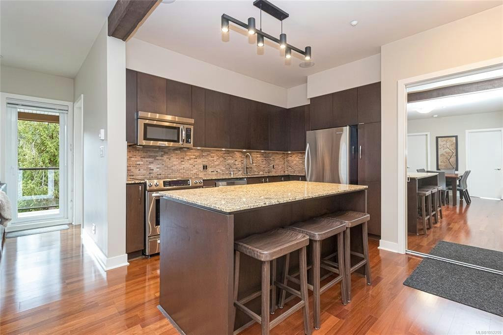 302-1395 Bear Mountain Pkwy, Langford, BC, V9B 0E1 - 6