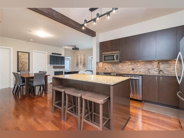 302-1395 Bear Mountain Pkwy, Langford, BC, V9B 0E1 - 5