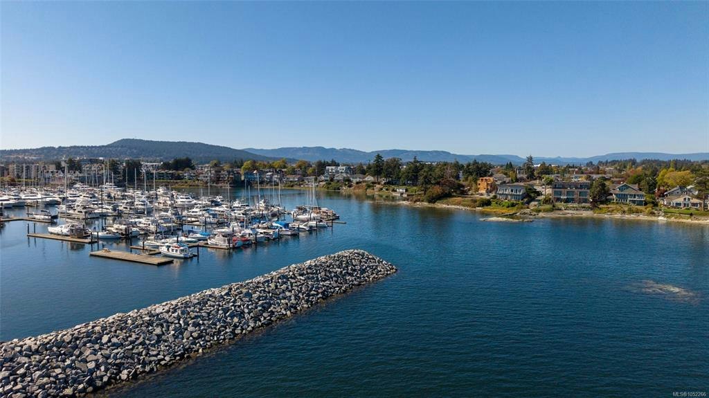 2-2525 Rothesay Avenue, Sidney, BC, V8L 2B9 - 35