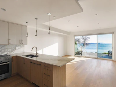 2-2525 Rothesay Avenue - 2