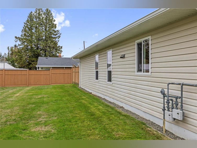 113-240 E Stanford Avenue, Parksville, BC, V9P 2K8 - 33
