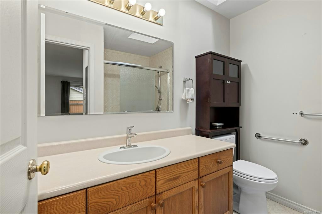 113-240 E Stanford Avenue, Parksville, BC, V9P 2K8 - 25