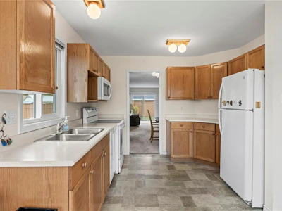 113-240 E Stanford Avenue - 4