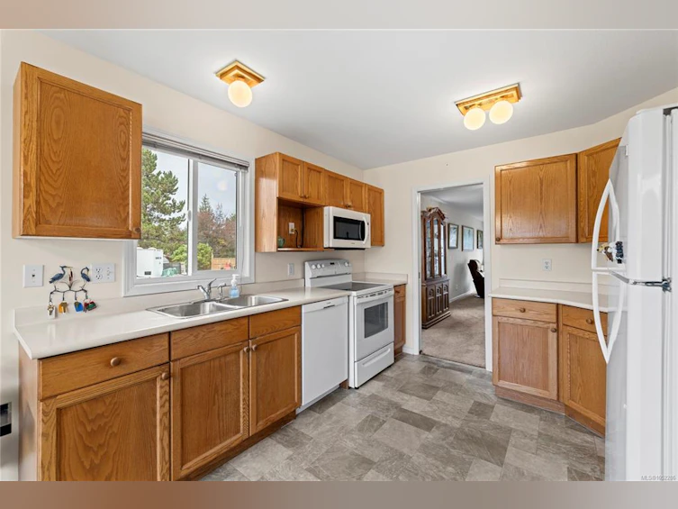 113-240 E Stanford Avenue, Parksville, BC, V9P 2K8 - 15