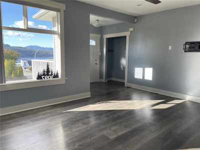 3097 6th Avenue - 4