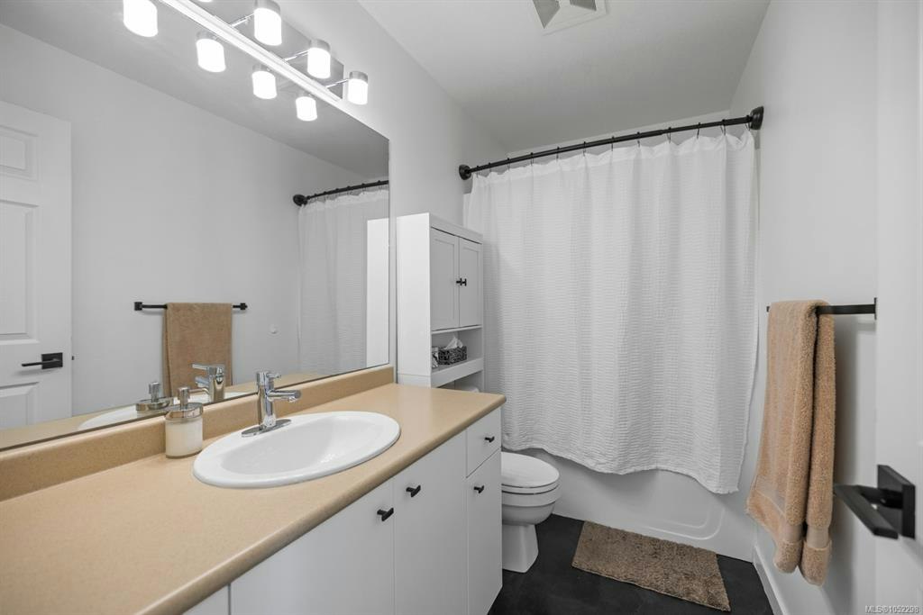6140B Mcgirr Road, Nanaimo, BC, V9V 1V1 - 9