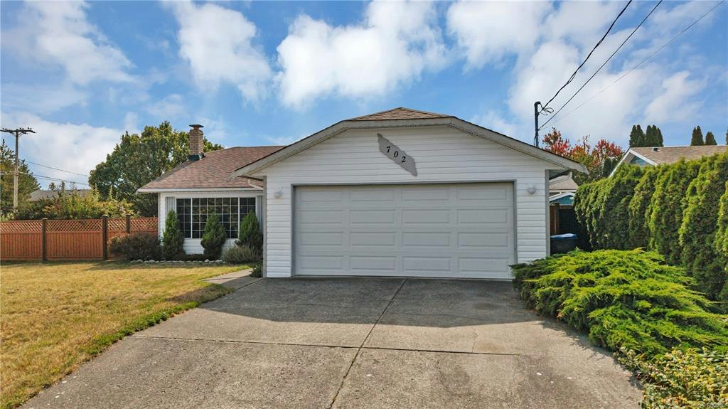 702 Forsyth Avenue, Parksville, BC, V9P 1E7 - 3