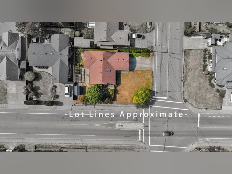 702 Forsyth Avenue, Parksville, BC, V9P 1E7 - 51