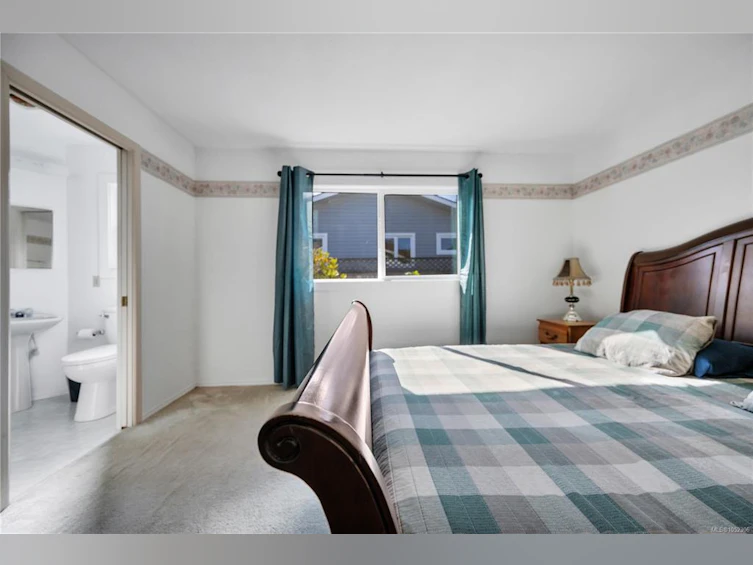 702 Forsyth Avenue, Parksville, BC, V9P 1E7 - 22