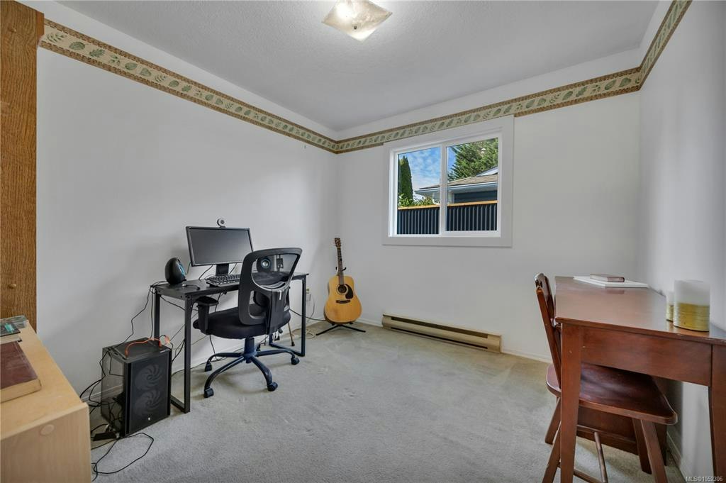 702 Forsyth Avenue, Parksville, BC, V9P 1E7 - 28