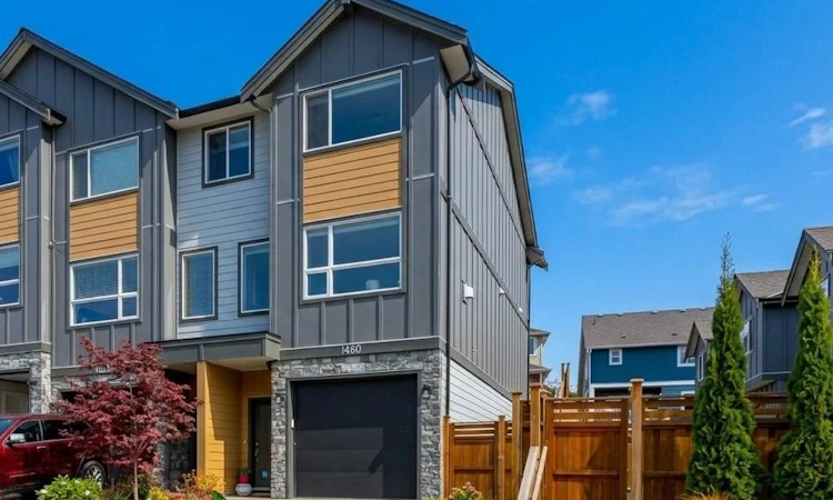 1460 Stella Lane