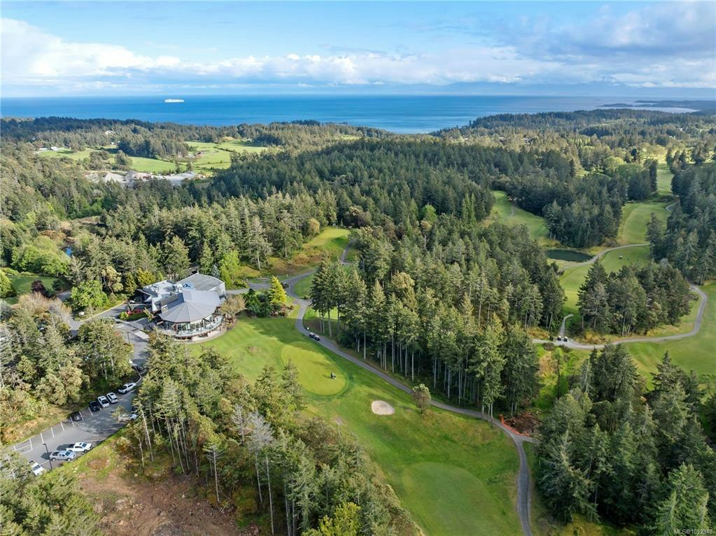 31-3352 Ryder Hesjedal Way, Colwood, BC - 11