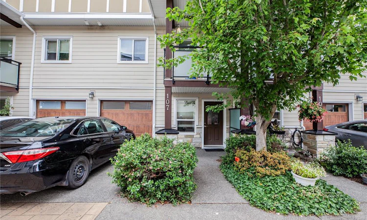107-2889 Carlow Road