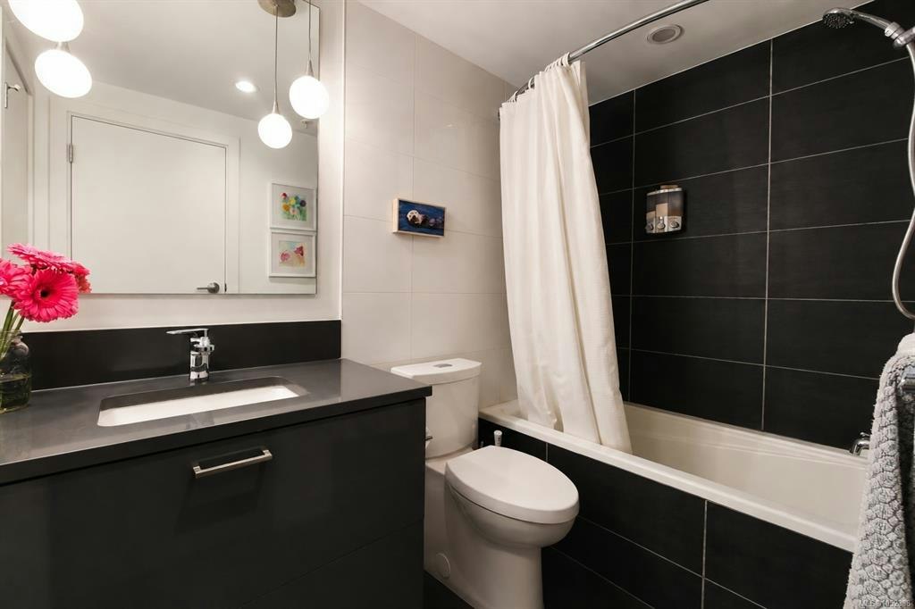 204-838 Broughton Street, Victoria, BC, V8W 1E4 - 12