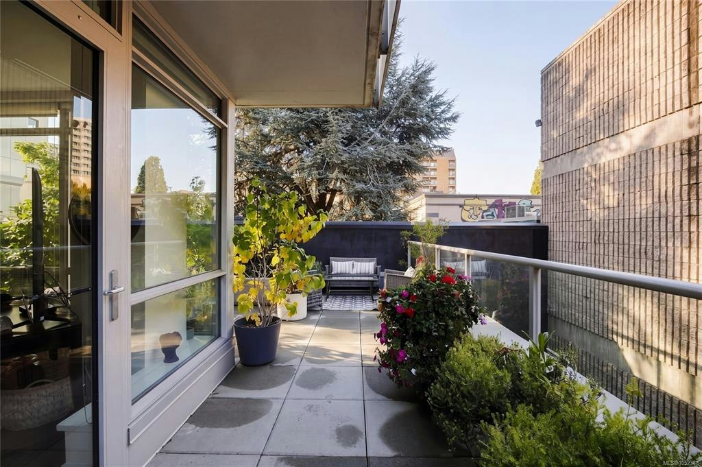 204-838 Broughton Street, Victoria, BC, V8W 1E4 - 28