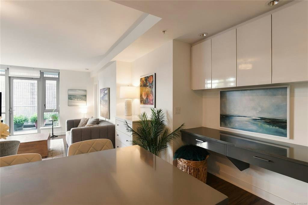 204-838 Broughton Street, Victoria, BC, V8W 1E4 - 8