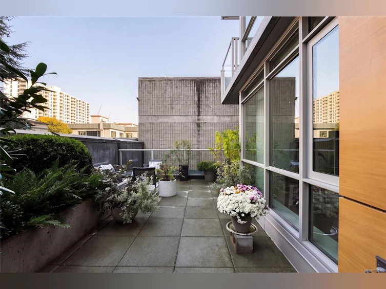 204-838 Broughton Street, Victoria, BC, V8W 1E4 - 26