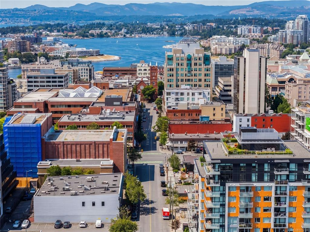 204-838 Broughton Street, Victoria, BC, V8W 1E4 - 24