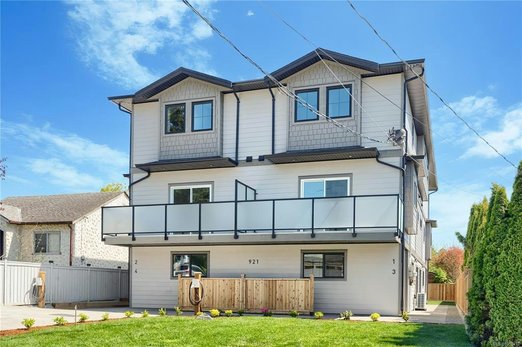 1-921 Dale Street, Saanich, BC, V8X 2V9