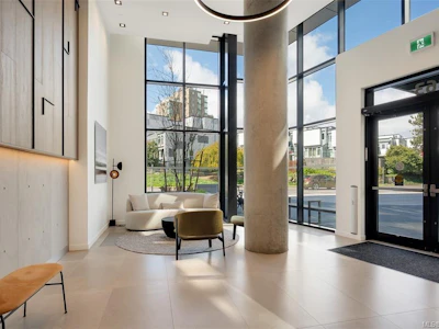 606-363 Tyee Road - 4