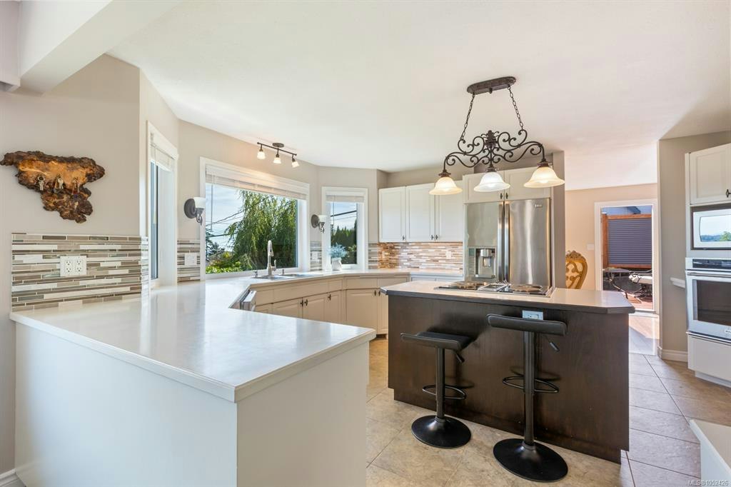 392 Carnegie Street, Campbell River, BC, V9W 2J5 - 9