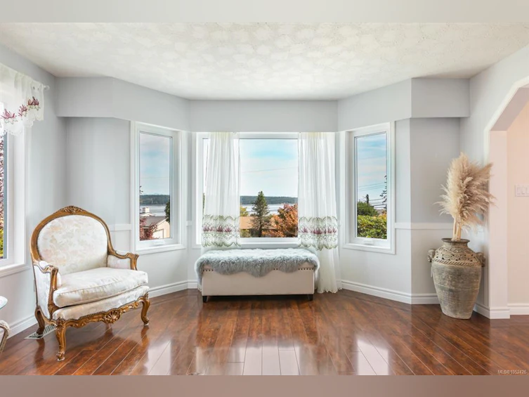 392 Carnegie Street, Campbell River, BC, V9W 2J5 - 6