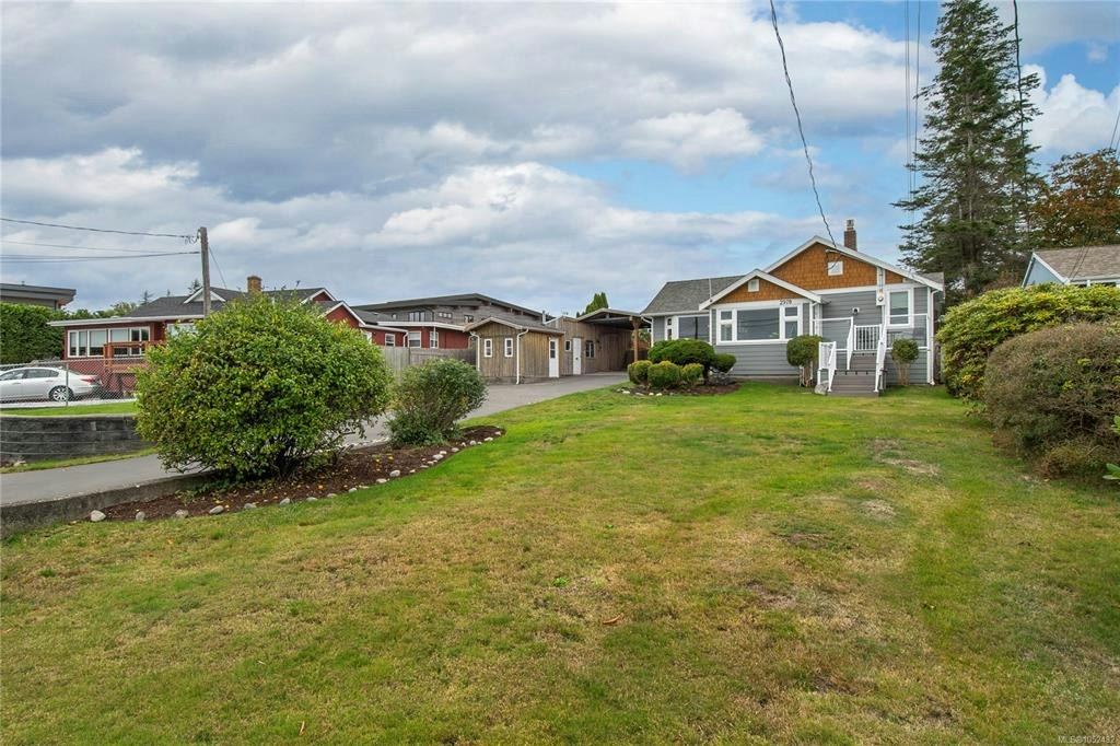 2978 South Island Highway - 3
