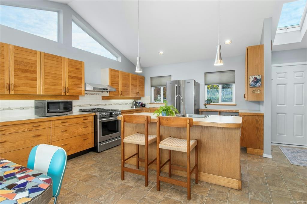 2978 South Island Highway, Campbell River, BC, V9W 1C8 - 12