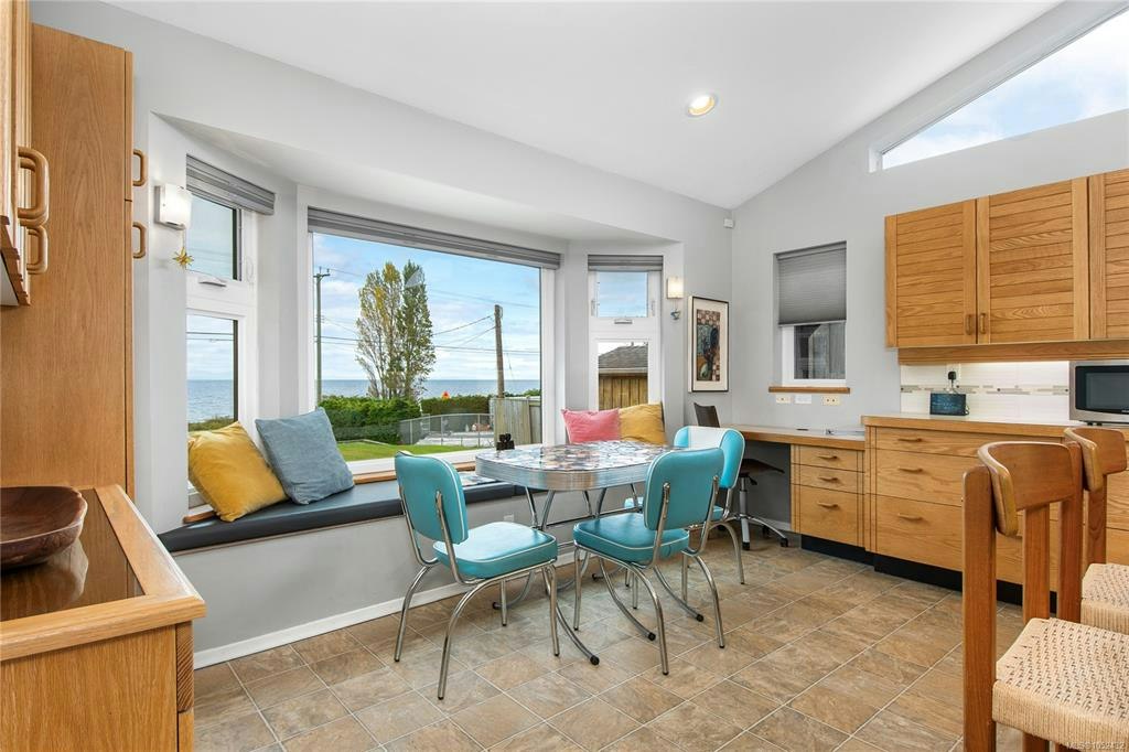 2978 South Island Highway, Campbell River, BC, V9W 1C8 - 17