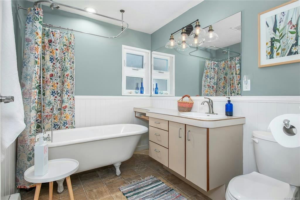 2978 South Island Highway, Campbell River, BC, V9W 1C8 - 27
