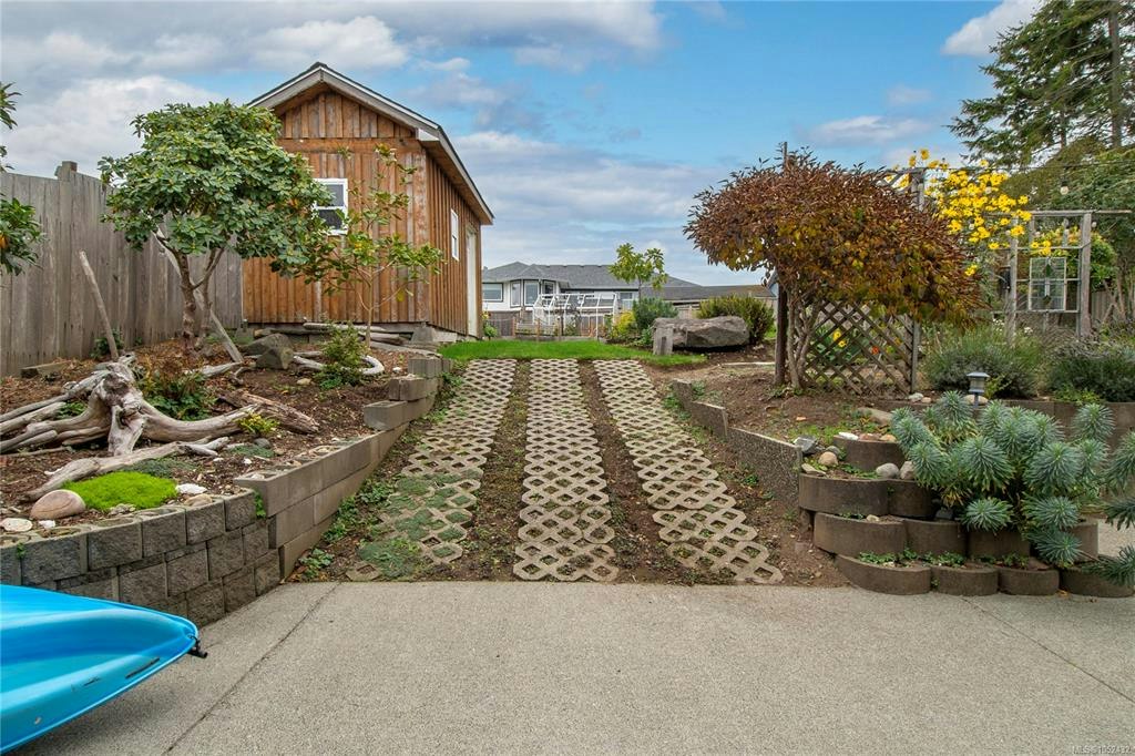 2978 South Island Highway, Campbell River, BC, V9W 1C8 - 43