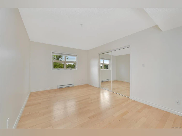 301-1694 Cedar Hill Cross Road, Saanich, BC, V8P 2P7 - 13