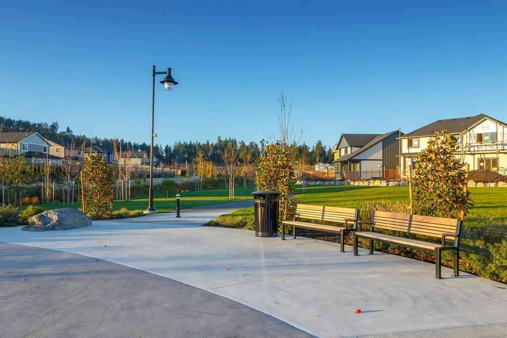 6-3352 Ryder Hesjedal Way, Colwood, BC - 13